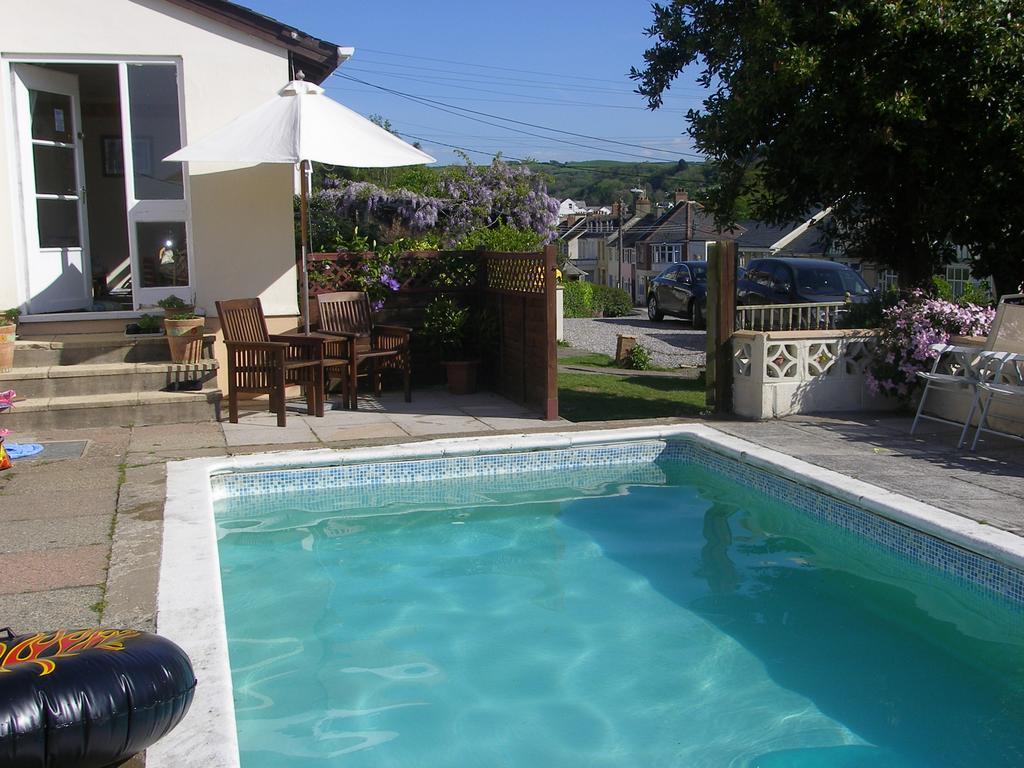Saffron House Bed and Breakfast Combe Martin Buitenkant foto