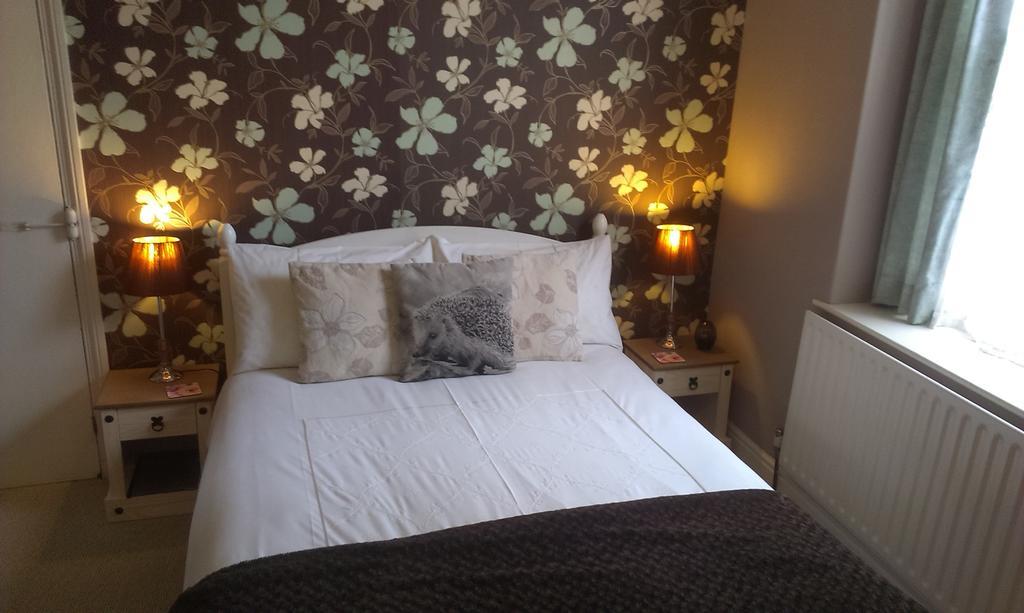 Saffron House Bed and Breakfast Combe Martin Buitenkant foto