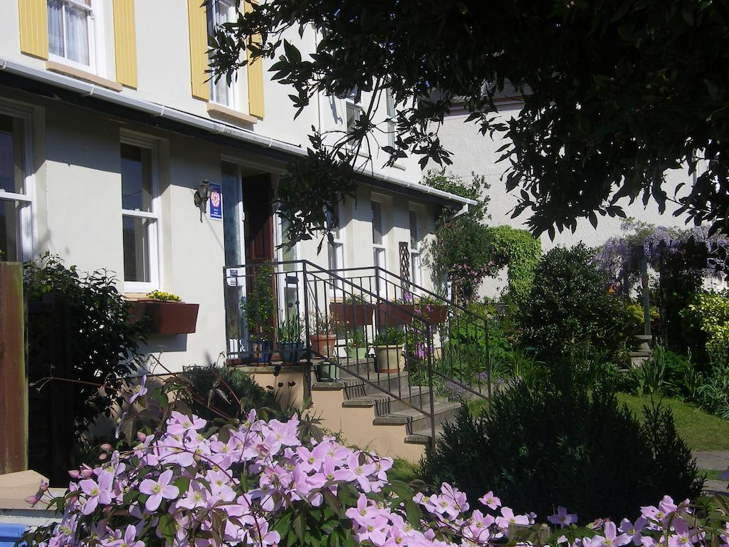 Saffron House Bed and Breakfast Combe Martin Buitenkant foto