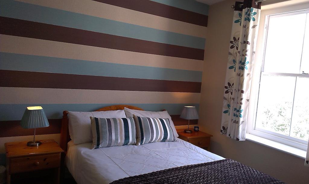 Saffron House Bed and Breakfast Combe Martin Buitenkant foto